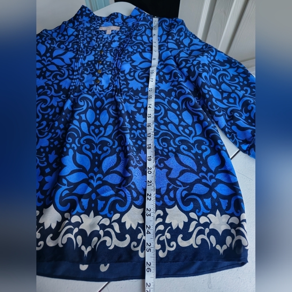Banana Republic Blue Damask Print Popover Top Blouse Small - Picture 11 of 13